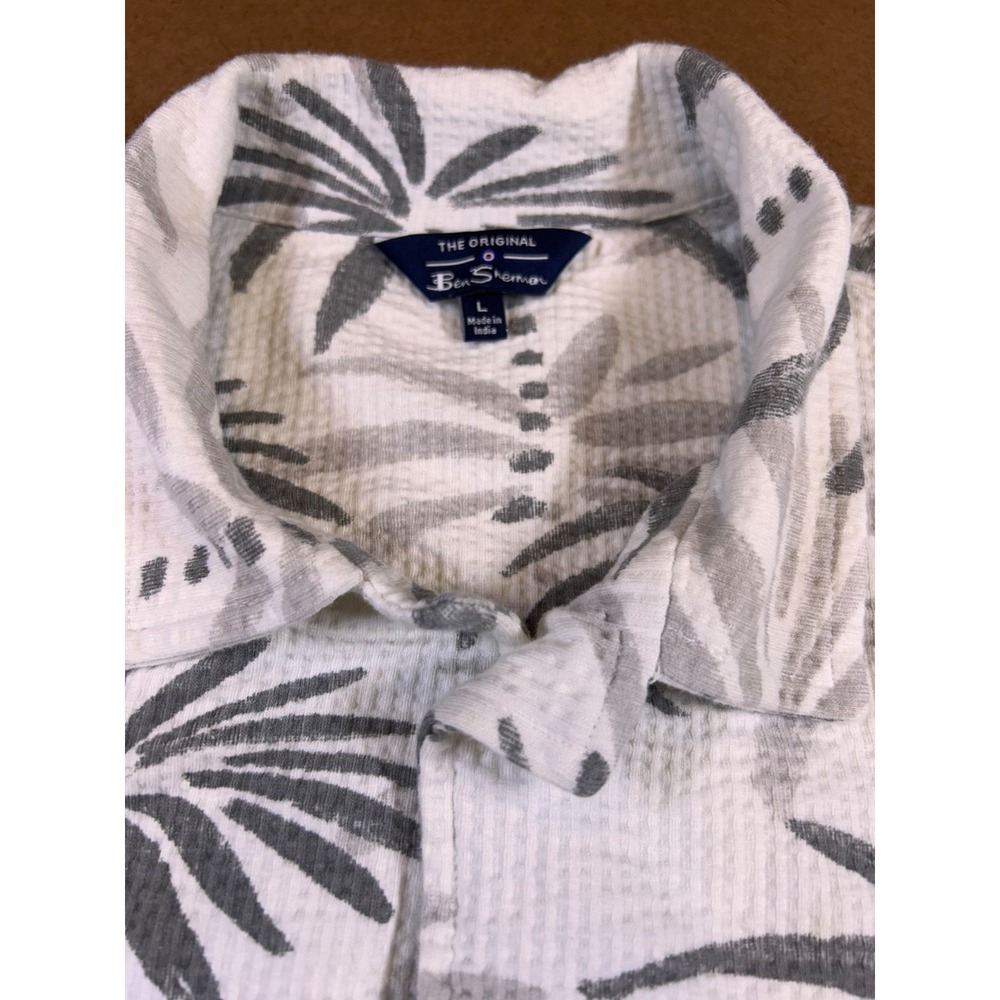 Ben Sherman The Original Palm Tree Seersucker Short Sleeve Button Up Men's Large